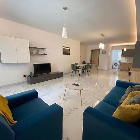 Sliema Centrally Located Apt Bagian luar foto